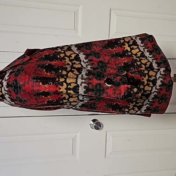 Luii, women's lightweight jacket. One‎ button medium wool blend. 3/4 slee… - Picture 6 of 14